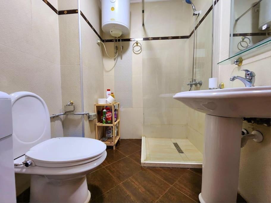 One Bd Flat Near Center With 24H Self Check In Apartment Tirana Exterior photo