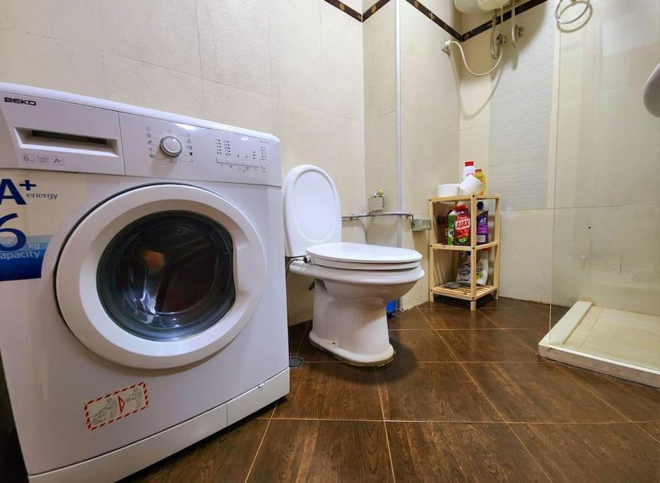 One Bd Flat Near Center With 24H Self Check In Apartment Tirana Exterior photo