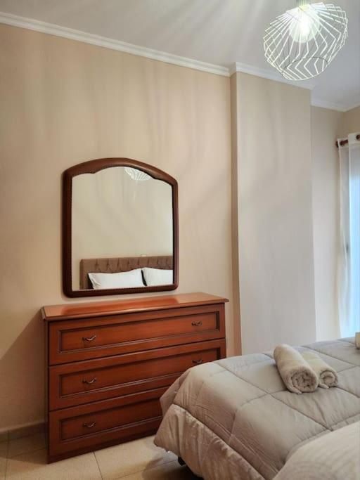One Bd Flat Near Center With 24H Self Check In Apartment Tirana Exterior photo